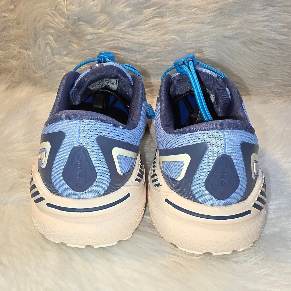 Brooks Adrenaline GTS 23 Shoes - Women's 8 B - Vista Blue Navy